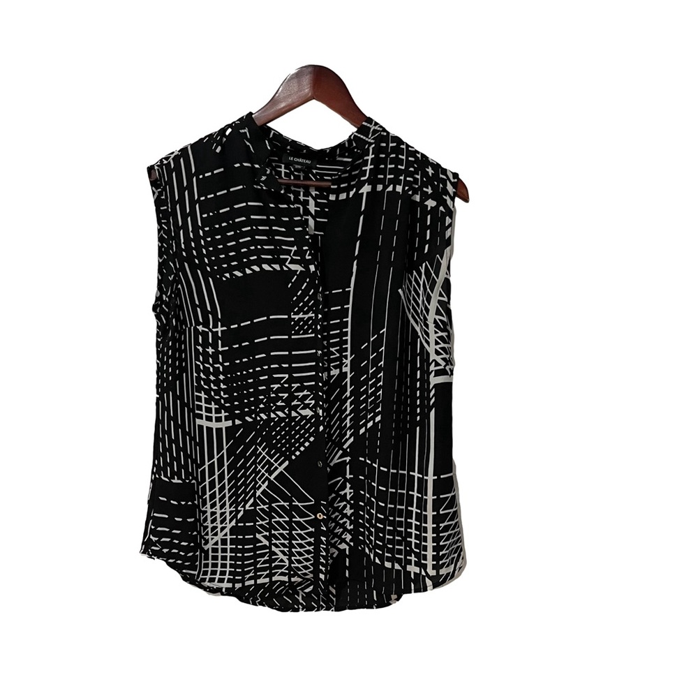 Le Chateau black with white design sleeveless button up top size medium